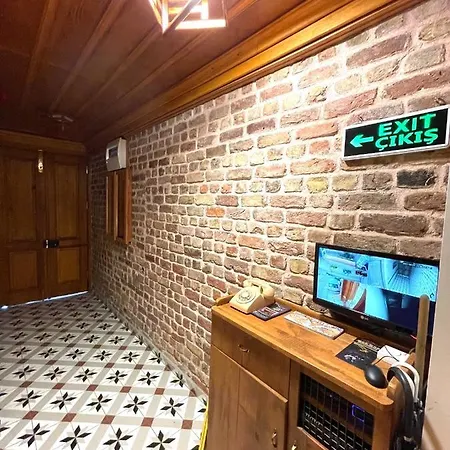 Authentic Turkish Home Family Room-3