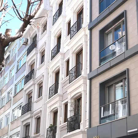 Garden Duplex With Netflix Close To Taksim,Bomonti-3
