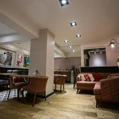 Comfort Hotel Taksim-2