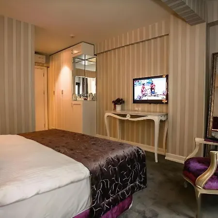 Pera Residence-2