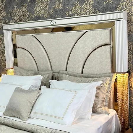Smf Suites Luxery Studio-2