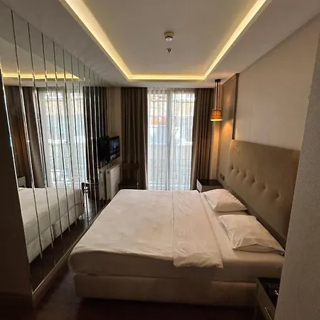 Secret Hotel-3