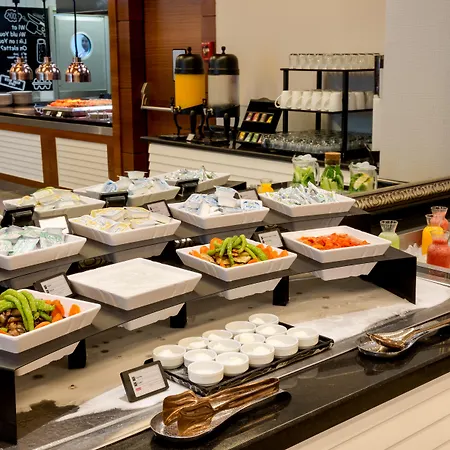 Ramada Plaza By Wyndham Istanbul City Center (Adults Only)-3