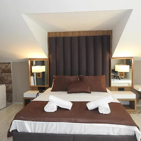 Armoni Life Suit Hotel-3