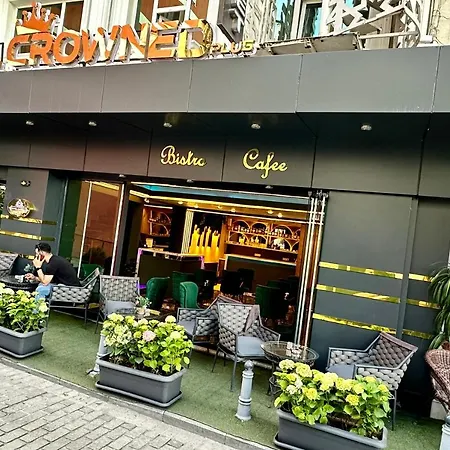 Crowned Plus Hotel-3