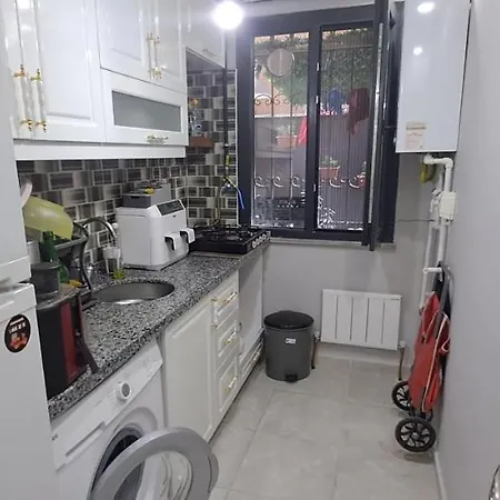 Sam Home-3