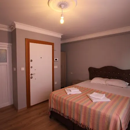 Elpida House-3