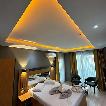 Bes Hayal Otel Isletmeciligi-2