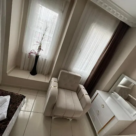 Family Garden Apart-2