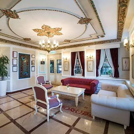 Radisson Hotel Istanbul Sultanahmet-3