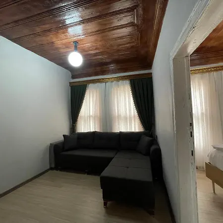 Golden Metro Boutique Rooms-2