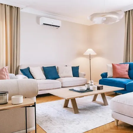 Chic Flat W Balcony 5 Min To Cevahir Mall In Sisli-2