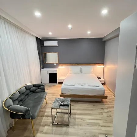 Serenity Suit Hotel-2