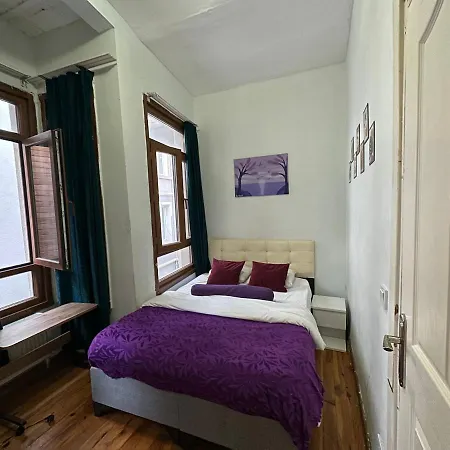 Beyoglu Rooms & Suites-3