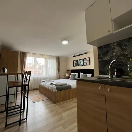 9-) Taksim'De Sik Tasarim Otel Odasi-3