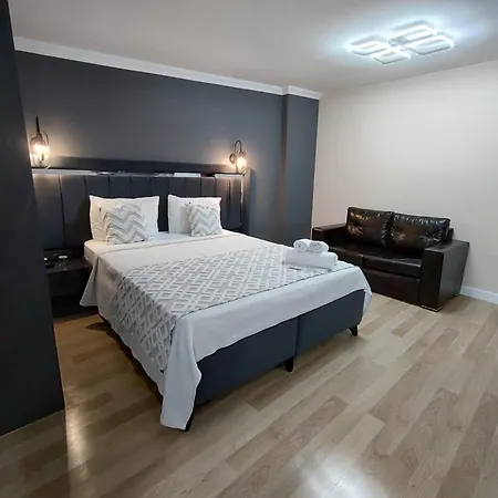 Mars Hotel-3