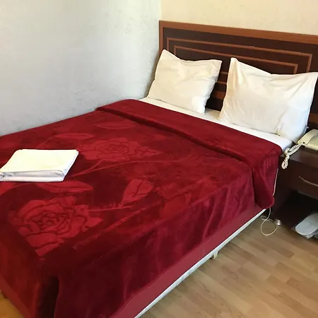 Red White Hotel-3