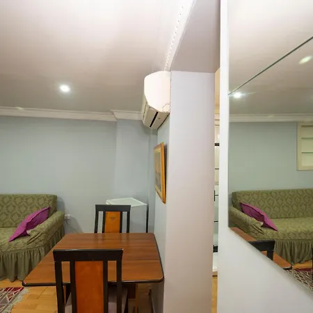 Taksim Suite-Ll-3