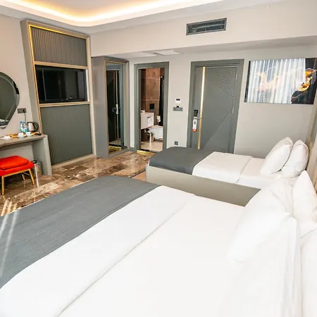 216 Ruby Suite-2