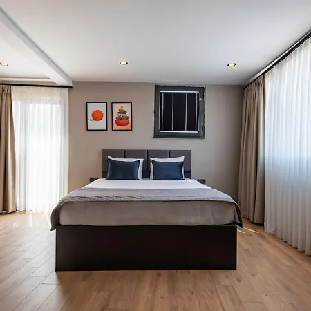 The Row Suites Taksim-3