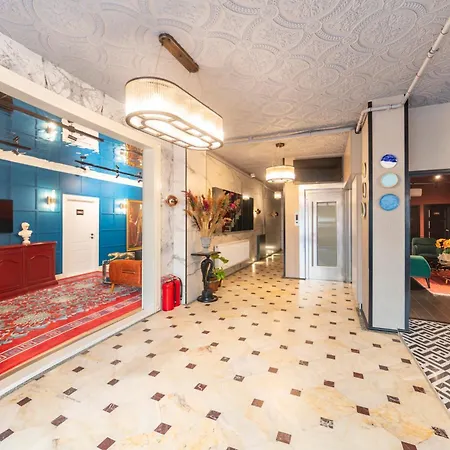 Hexa Suites Hotel-3