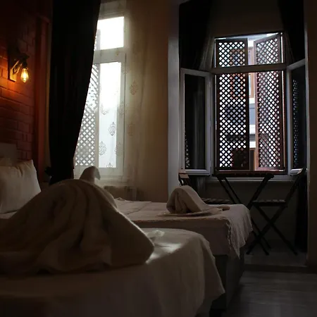 Taksim Bricktown Suite-2