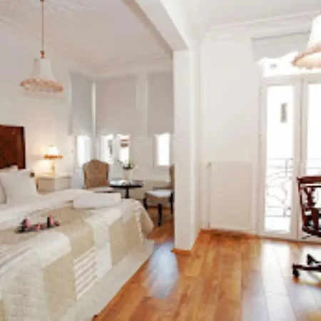 Sweet Apartment-2