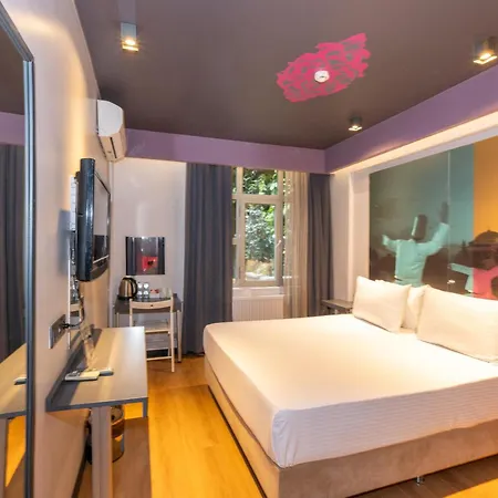 Tulip City Hotel & Spa-3
