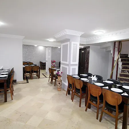 Lyon Hotel Istanbul-3
