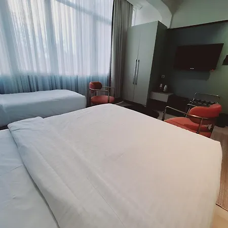 Ea Exclusive Hotel-2