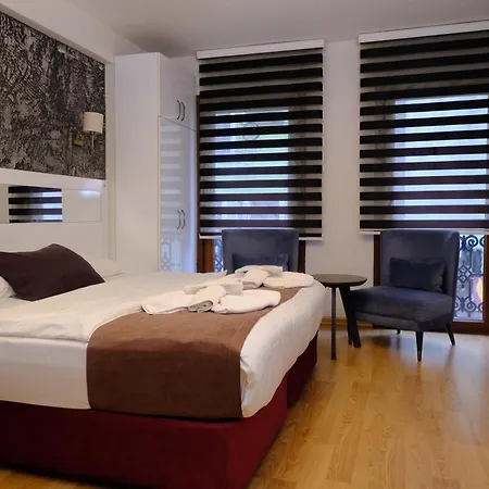 Taksim Camdali Suit-2