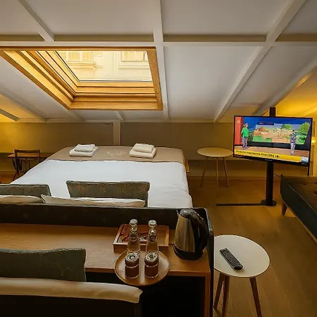 Aleksandr Pera Hotel-2
