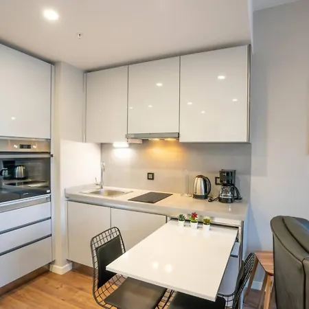 Stylish City Getaway - Immerse Yourself In Luxury-2