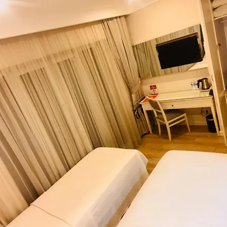 Ten Rooms Istanbul Hotel (Adults Only)-3