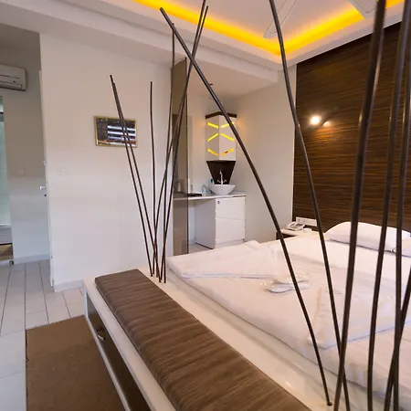Element Suites-2