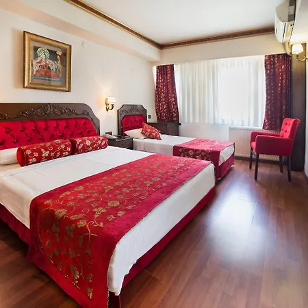 Hotel Santa Pera-2