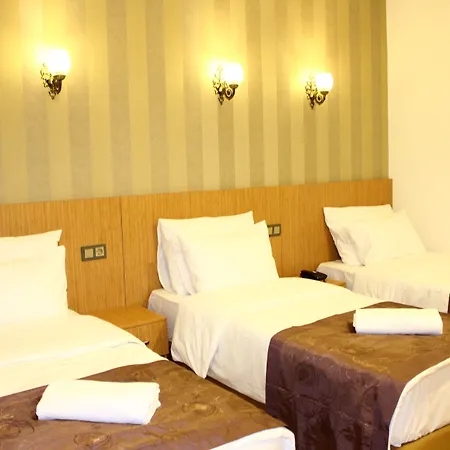 Realist Hotel-2