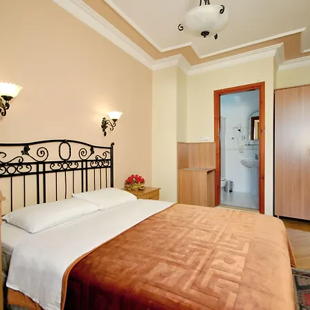 Side Hotel-2