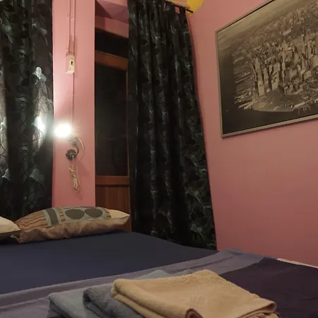 Chillout Lya Hostel & Lounge-2