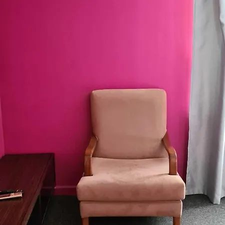 Retro Suites-3