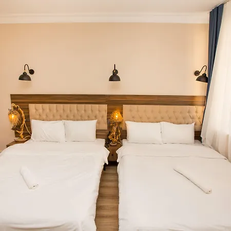 Corner Garden Hotel-3