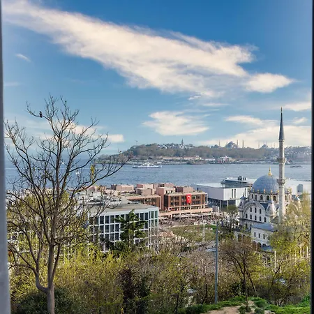 Monnas Bosphorus-3