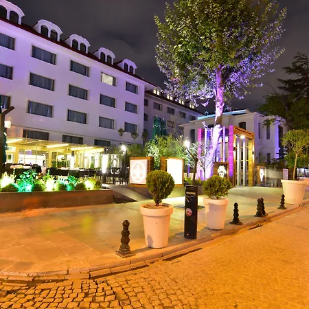 Vogue Hotel Supreme Istanbul-3