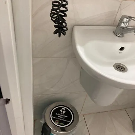 Hotel Ay-2