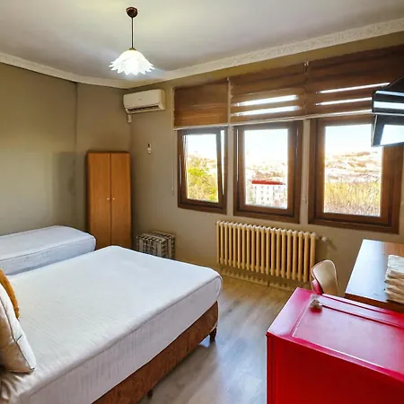 Biter Hotel-2