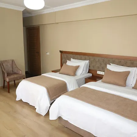 Ramparts Hotel-2