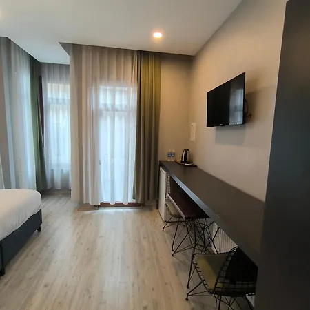 Ore Pera Suites-3
