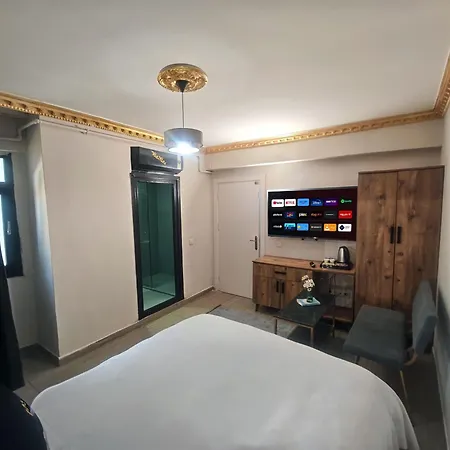 Royal Hotel Kumkapi-2