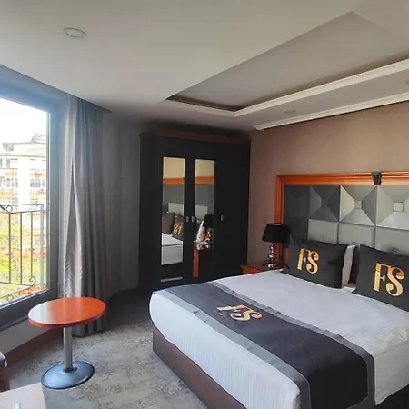 Four Seven Hotel-2
