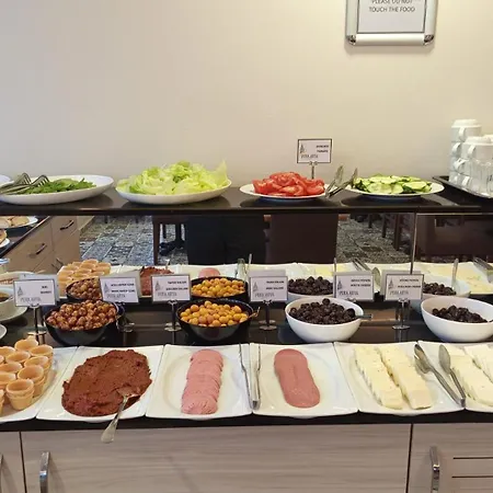 Pera Arya Hotel-3